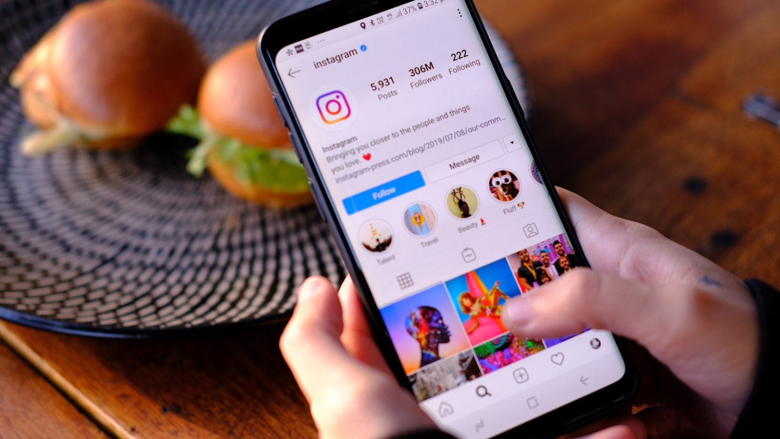 How to unmute a private story on Instagram